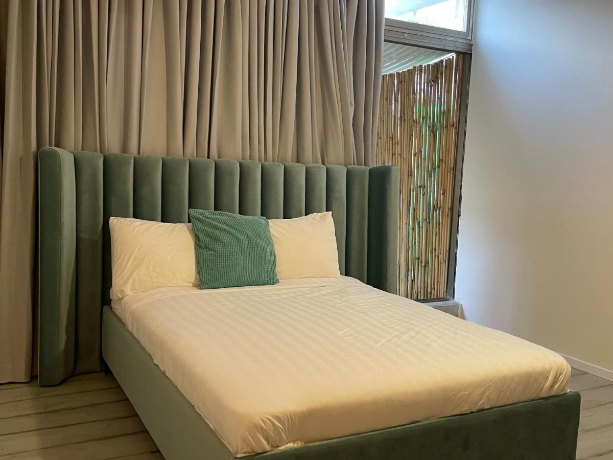 Rothschild 79 Hotel Petach Tikva Luaran gambar